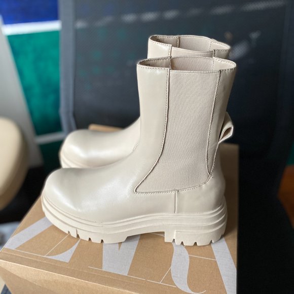 NEW Zara boots; true soft leather beige EUR 39/US 8 - Picture 3 of 5